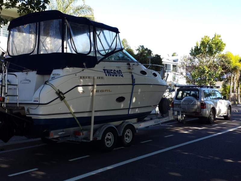 Regal Commodore 258 Many extras, reconditioned motor