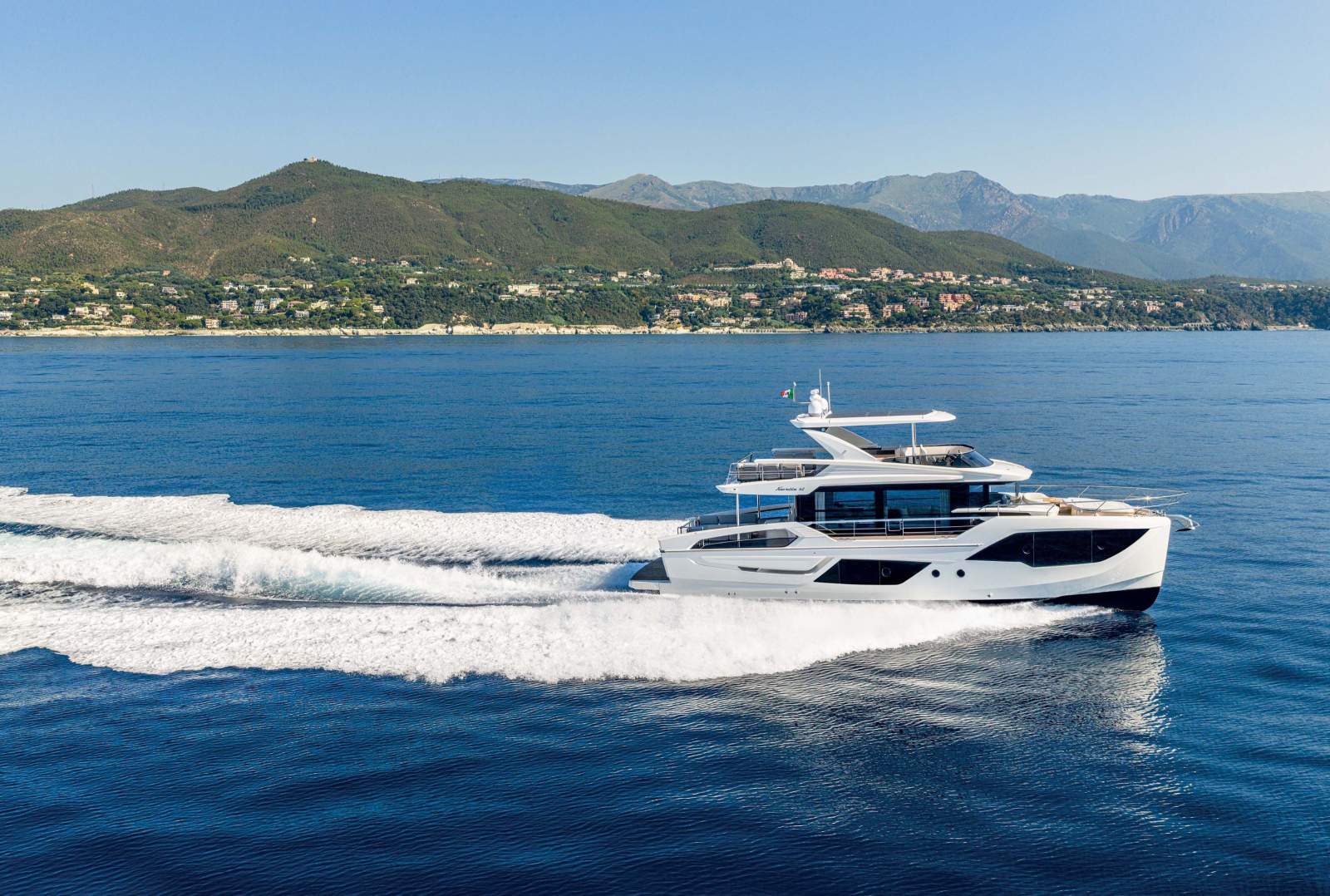 Absolute Navetta 62