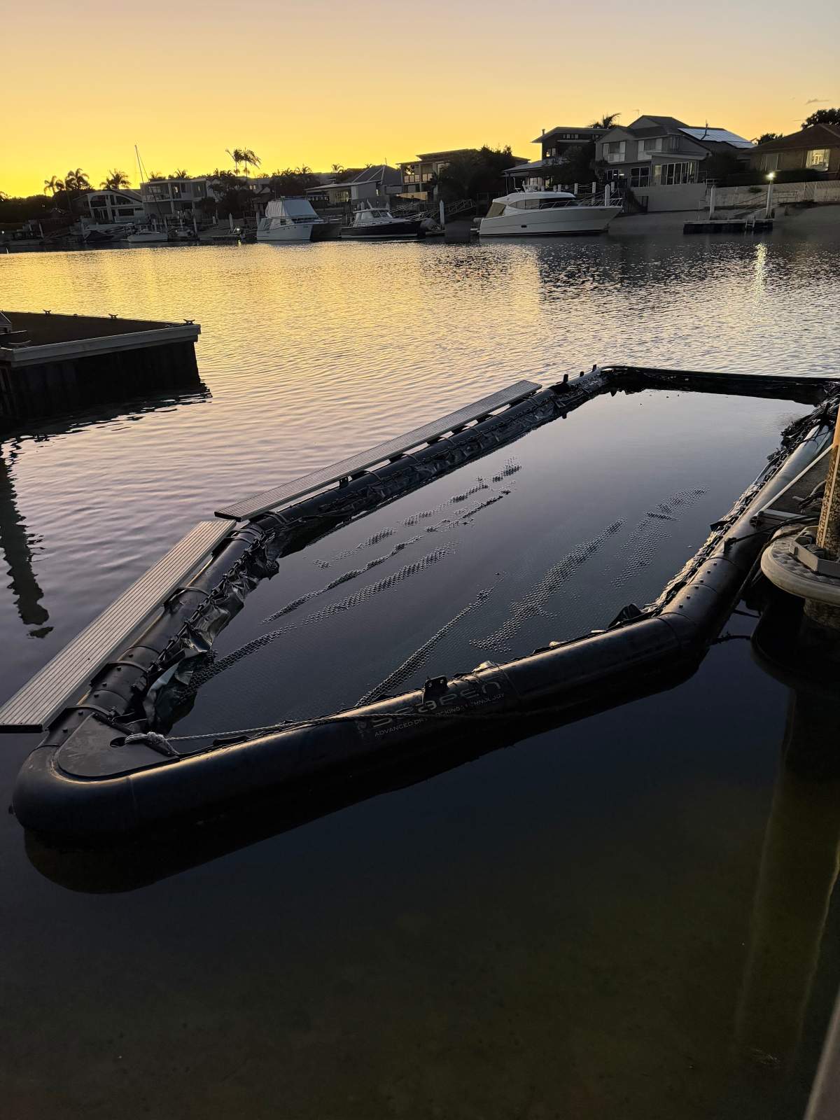 8m Seapen by Dockpro