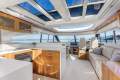 Riviera 6000 Sport Yacht