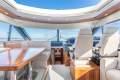 Riviera 6000 Sport Yacht