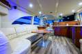 Sea Ray 540 Cockpit Motoryacht