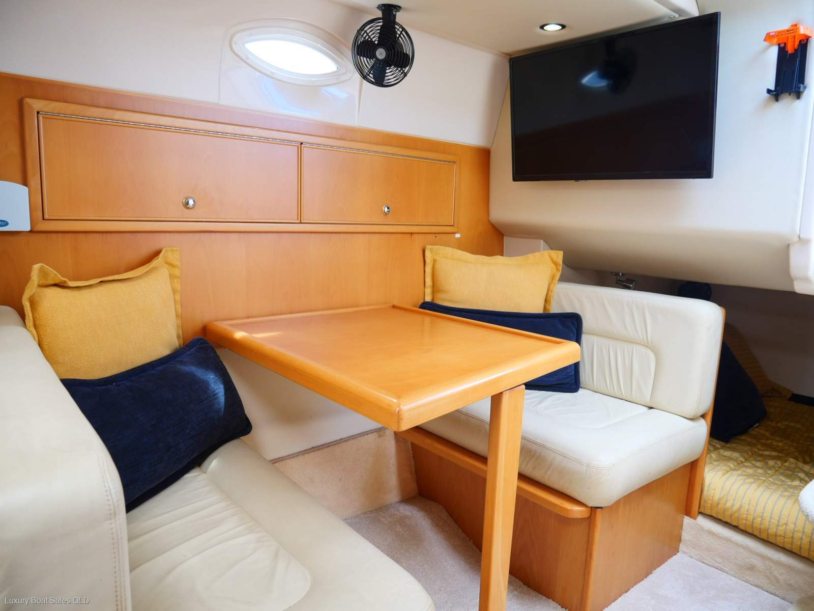 Riviera M290 Sports Cruiser