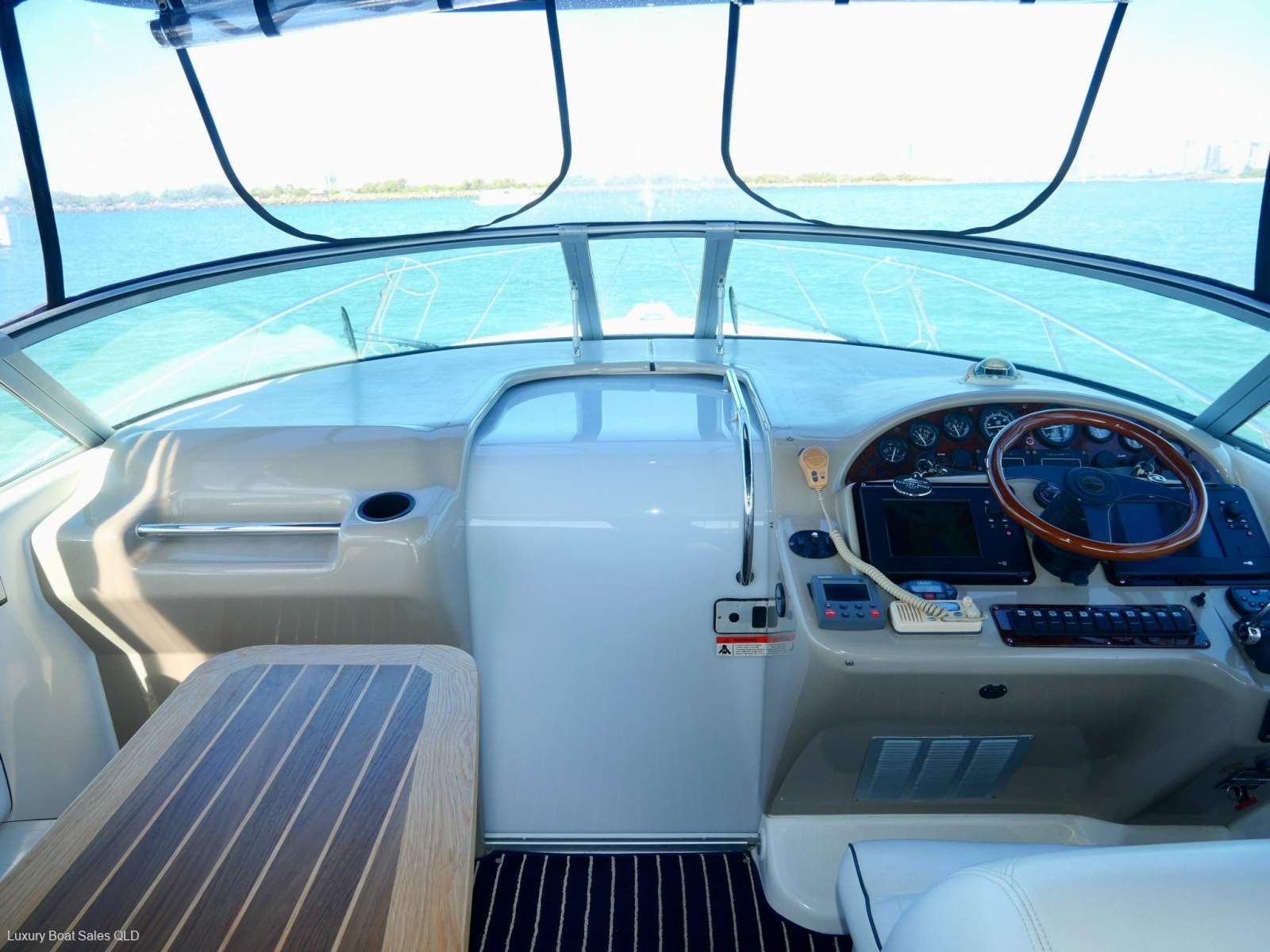 Riviera 3000 Offshore Series 2