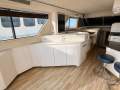 Sea Ray 550 Sedan Bridge