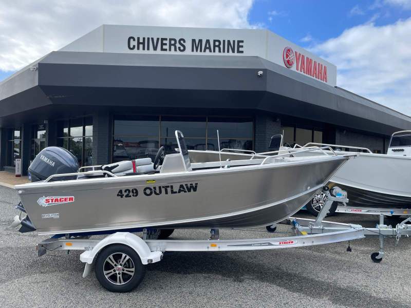 Stacer 429 Outlaw Side Console