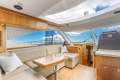 Riviera 4400 Sport Yacht