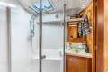 Riviera 4400 Sport Yacht