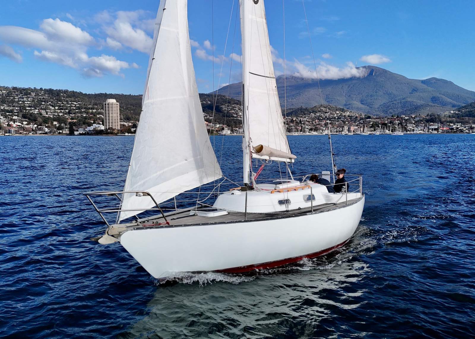 Superstition 26 SUPERBLY UPGRADED, EXCELLENT CONDITION!