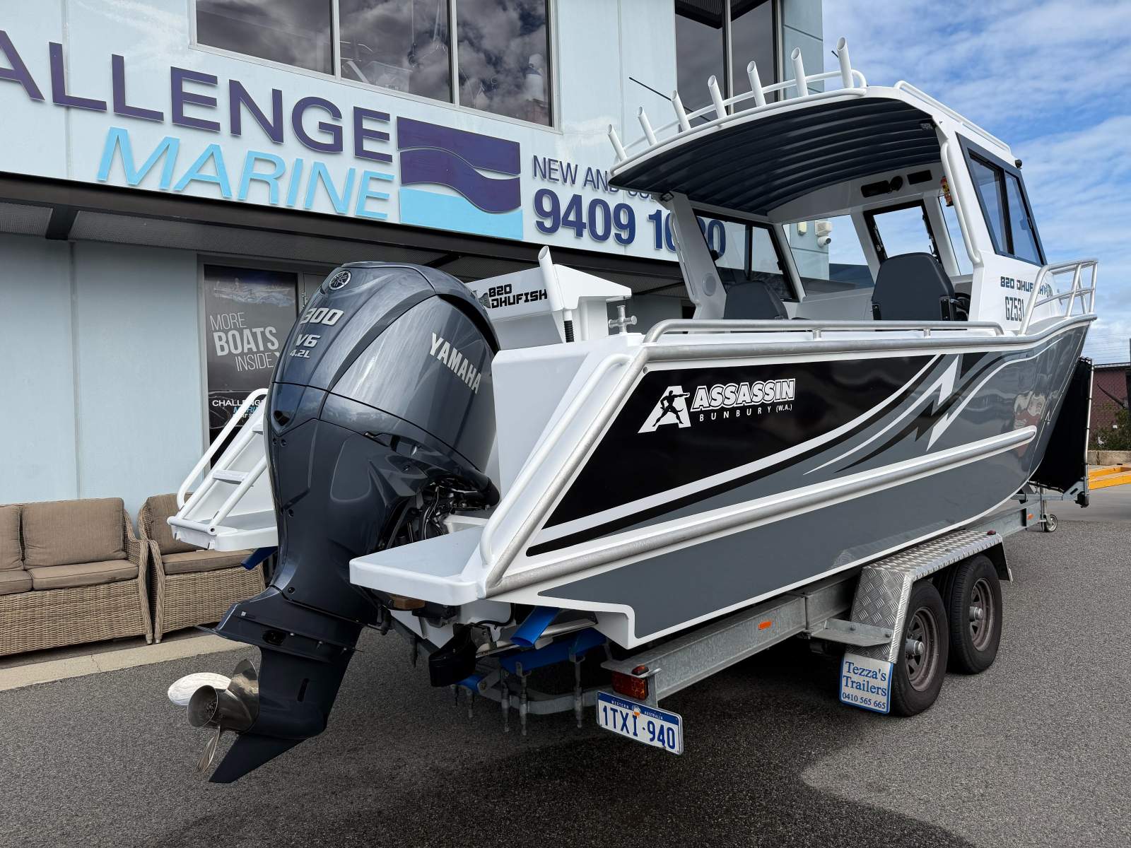 Assassin 820 Dhu Fish With Yamaha 300HP 4-Stroke (206 Hours)