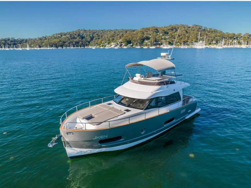 Azimut Magellano 43 - 2015 Model