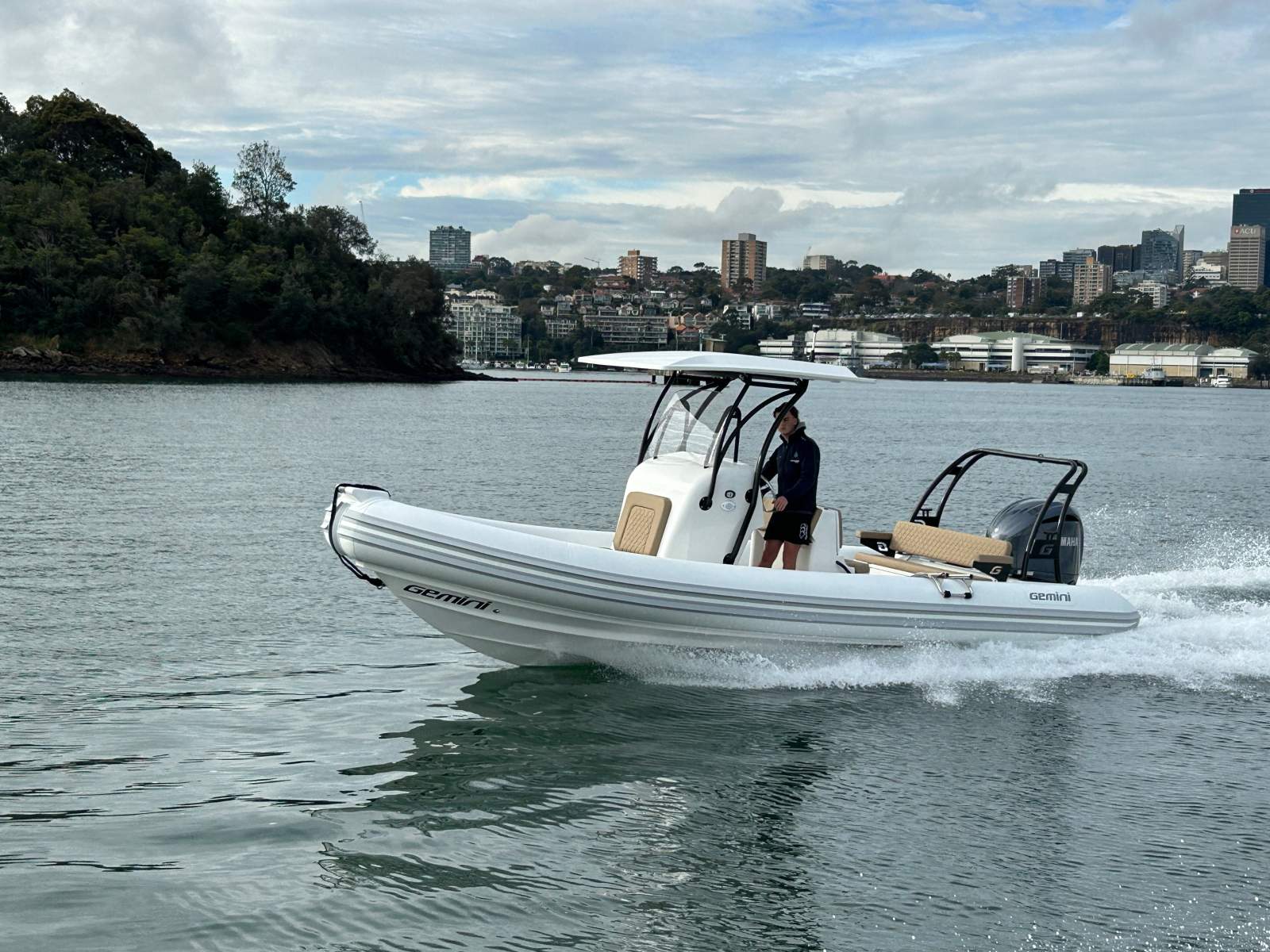 Gemini Waverider 720 - In Stock Now