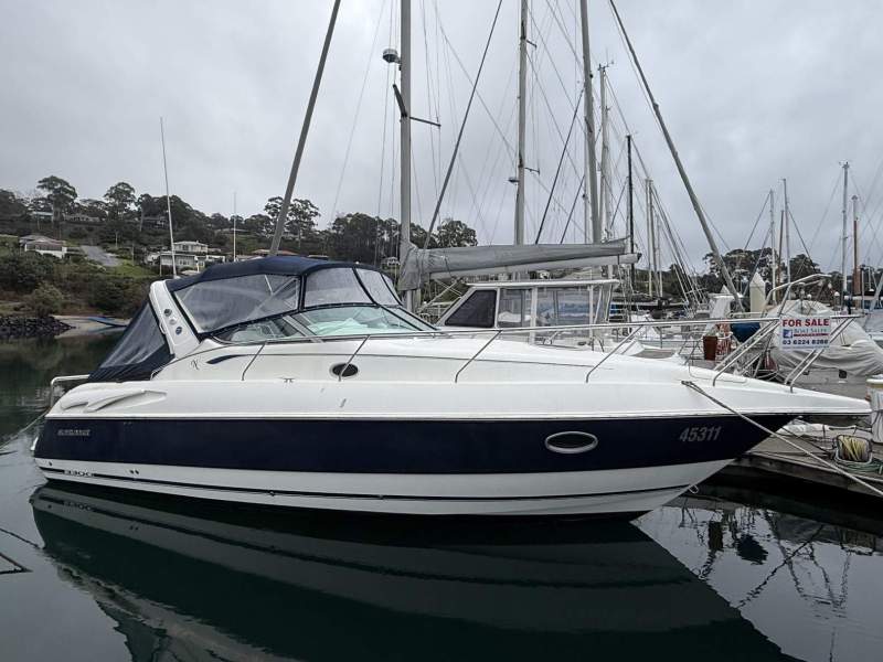 Sunrunner 3300 Sports Cruiser - " NAUTILUS"