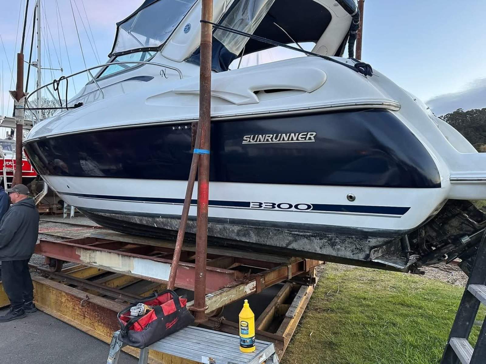 Sunrunner 3300 Sports Cruiser &ndash;  NAUTILUS