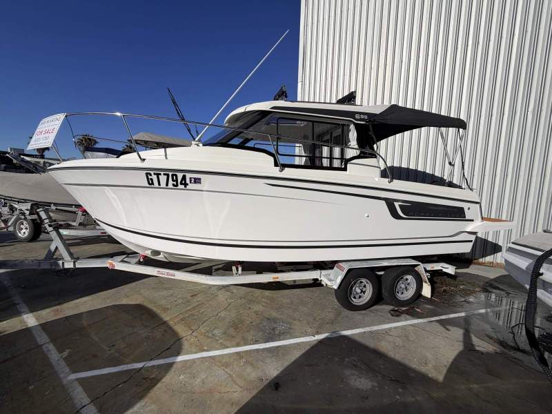 Jeanneau Merry Fisher 695 Series 2