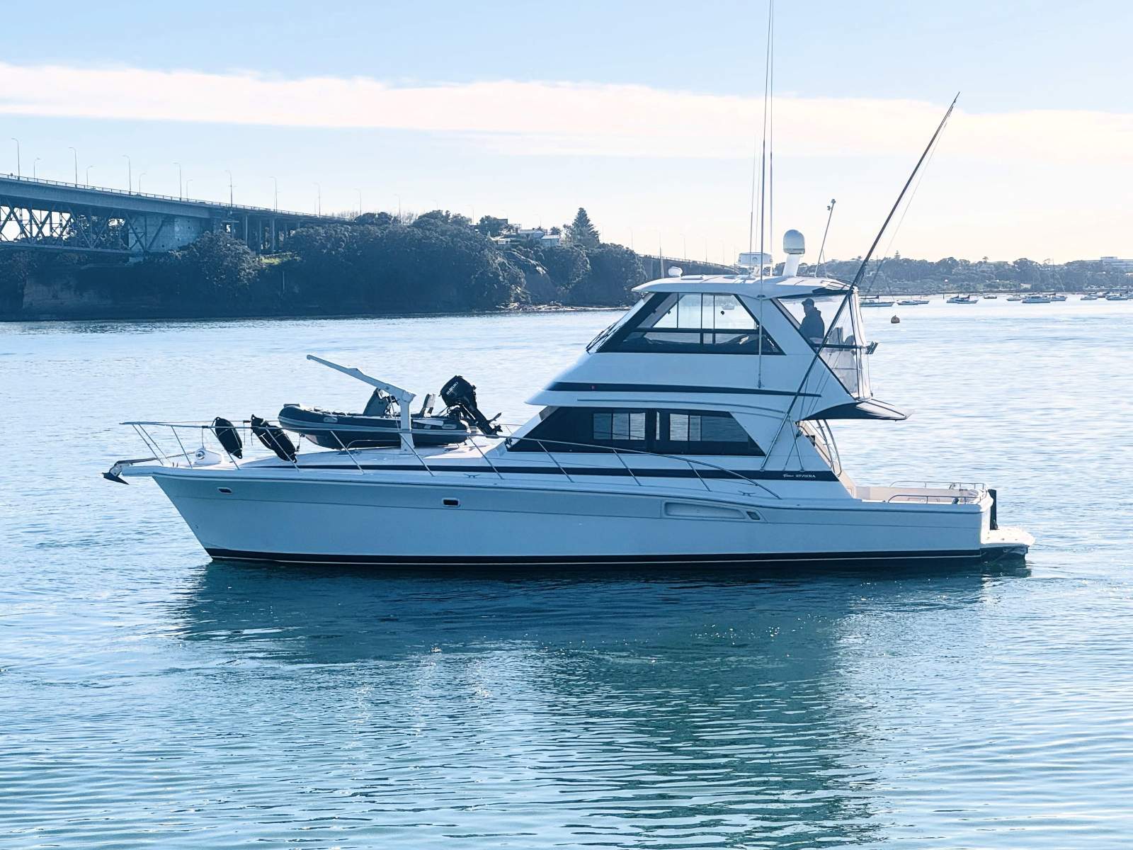 Riviera 48 Flybridge