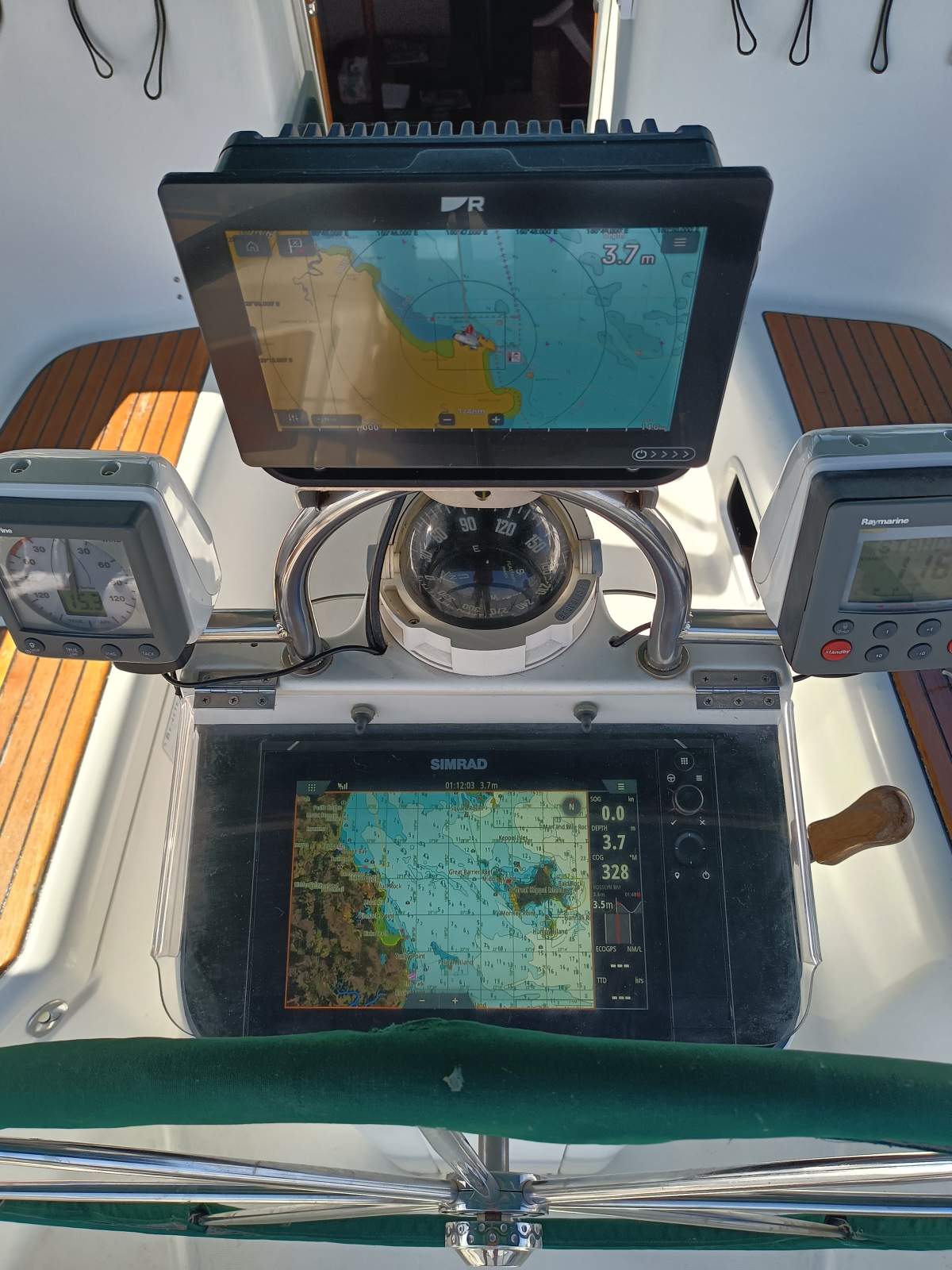 Beneteau Oceanis 393 Shoal draft version