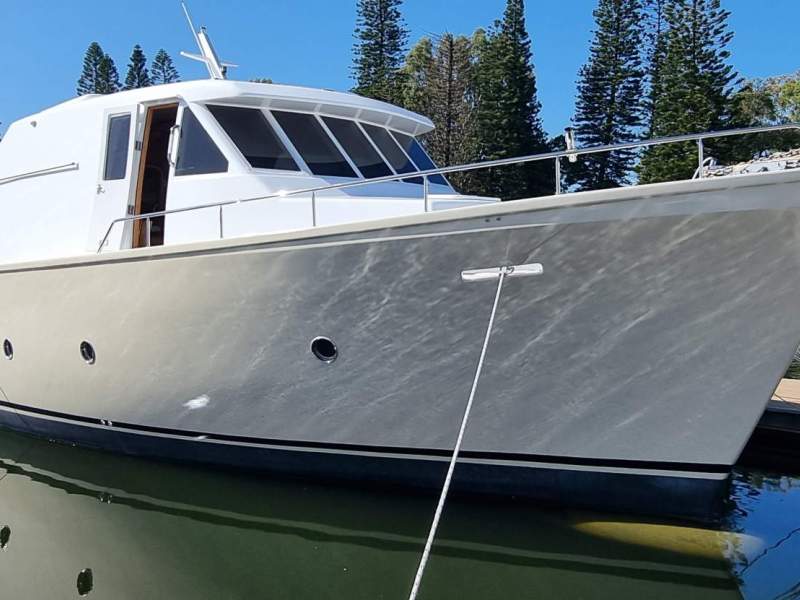 Expedition/Trawler/Cruiser/Live Aboard Motor Yacht