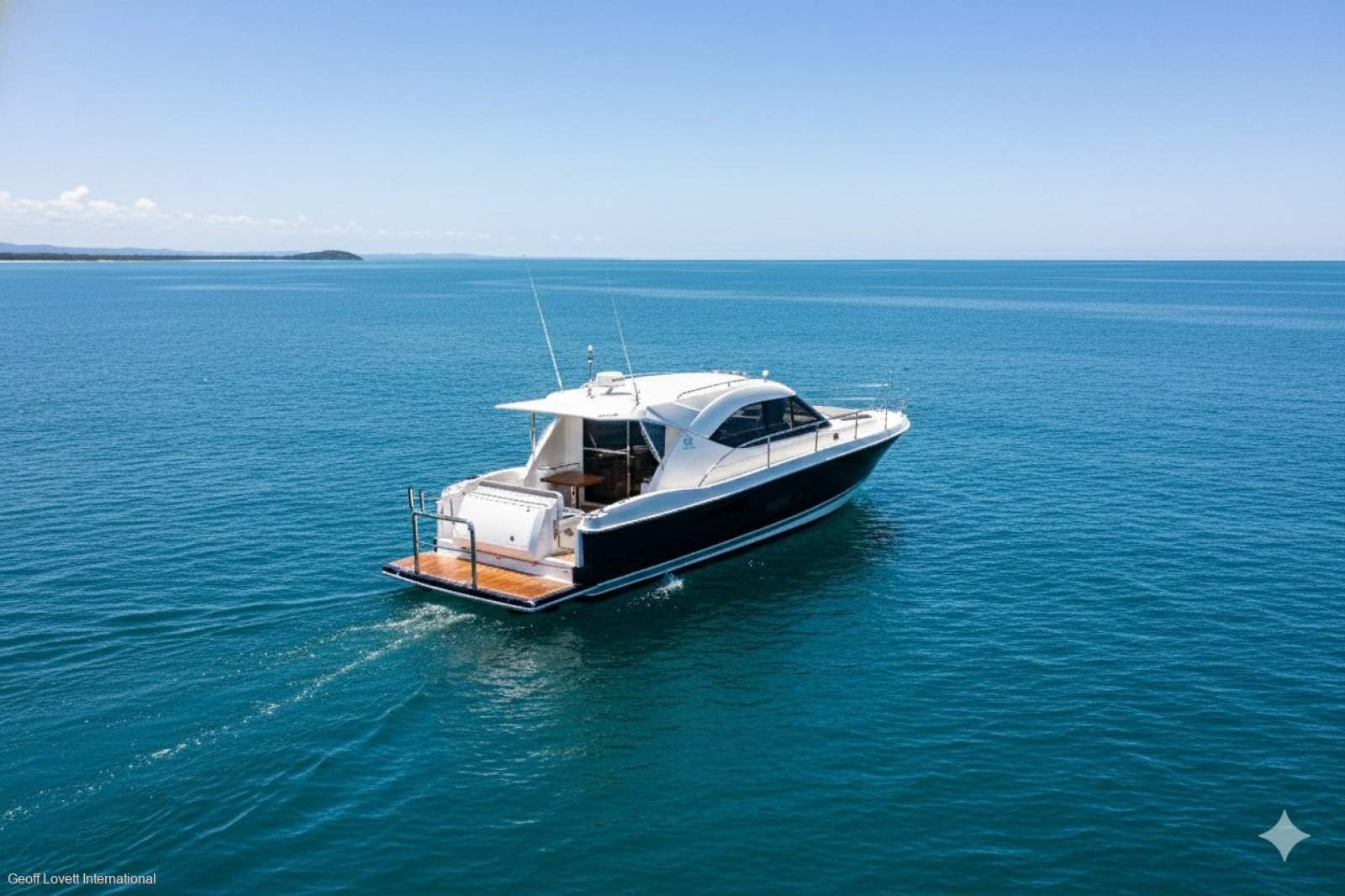 Riviera 3600 Sport Yacht