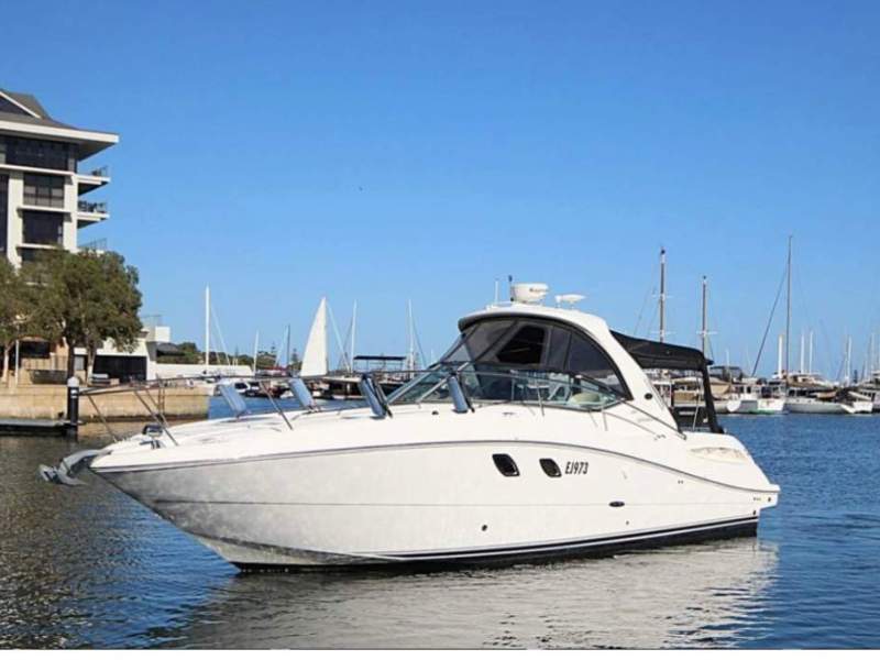 Sea Ray 355 Sundancer