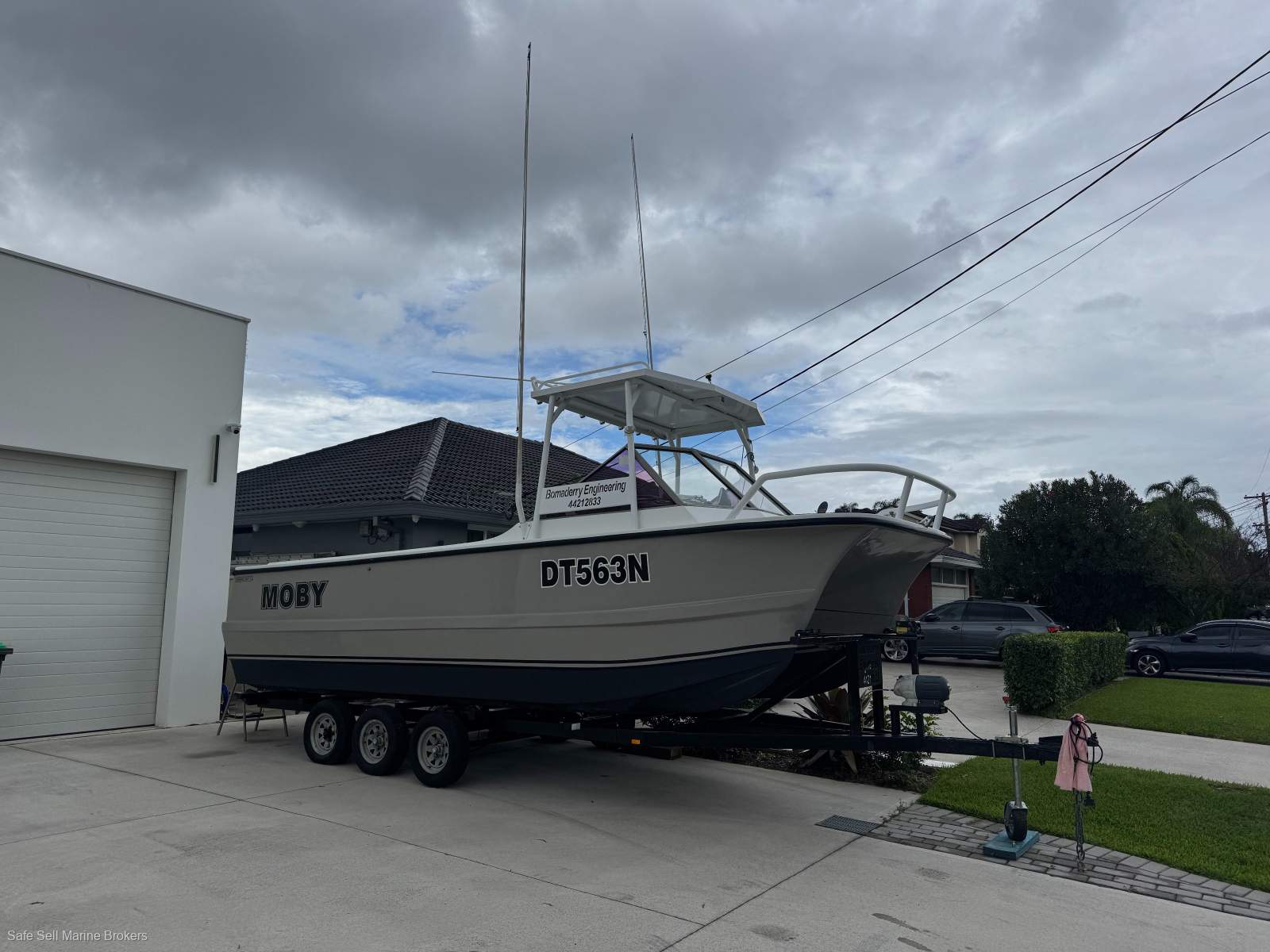 Bruce Harris Shark Cat 7.1m 2300