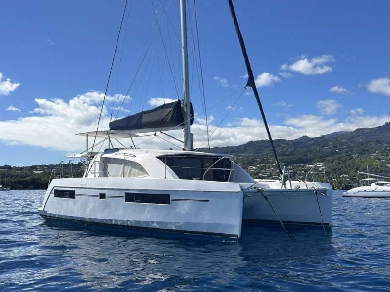 Leopard Catamarans 40 Owners Version