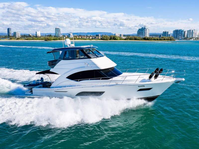 Riviera 57 Enclosed Flybridge