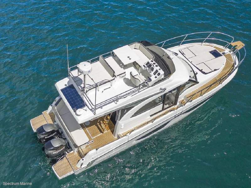 Beneteau Antares 11 Flybridge