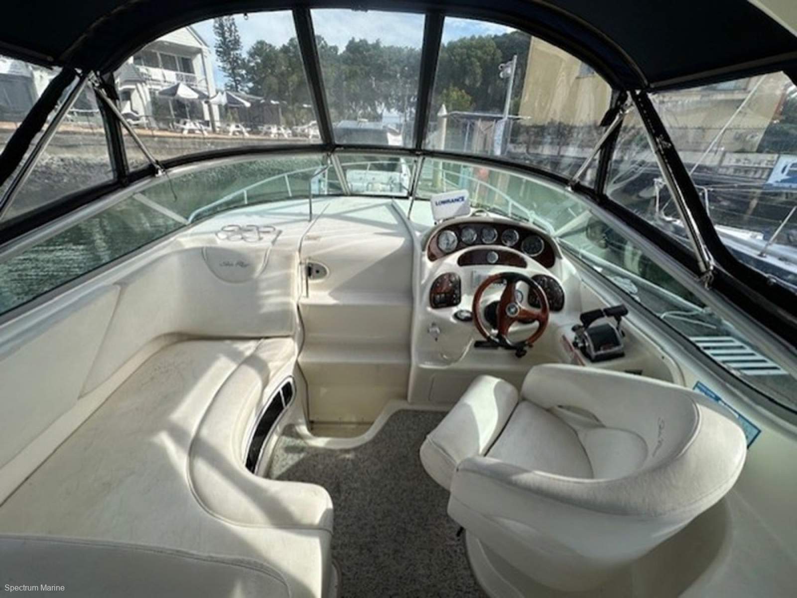 Sea Ray 310 Sundancer