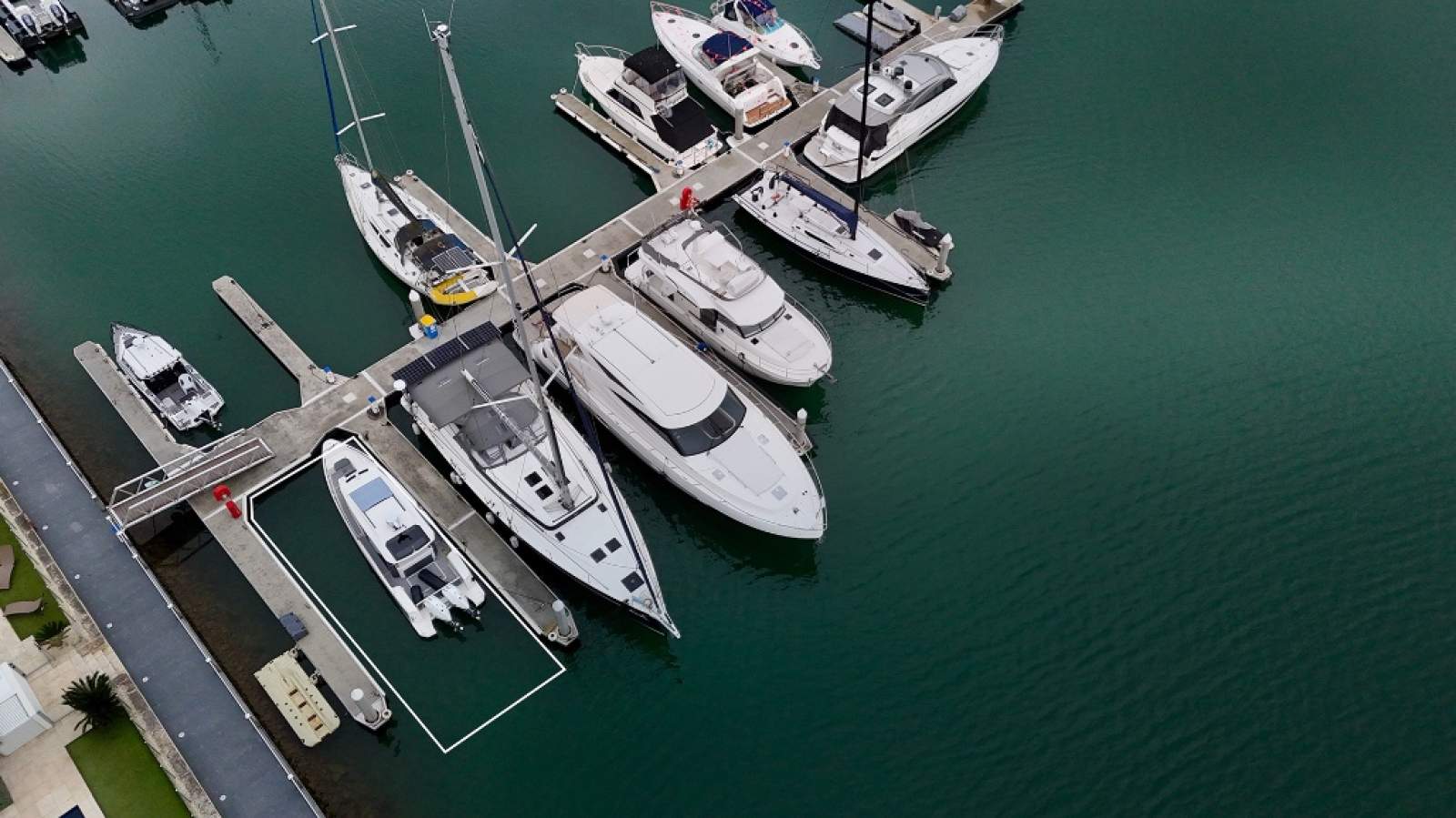 Fully Fendered 14.5m Freehold Marina Berth North Point