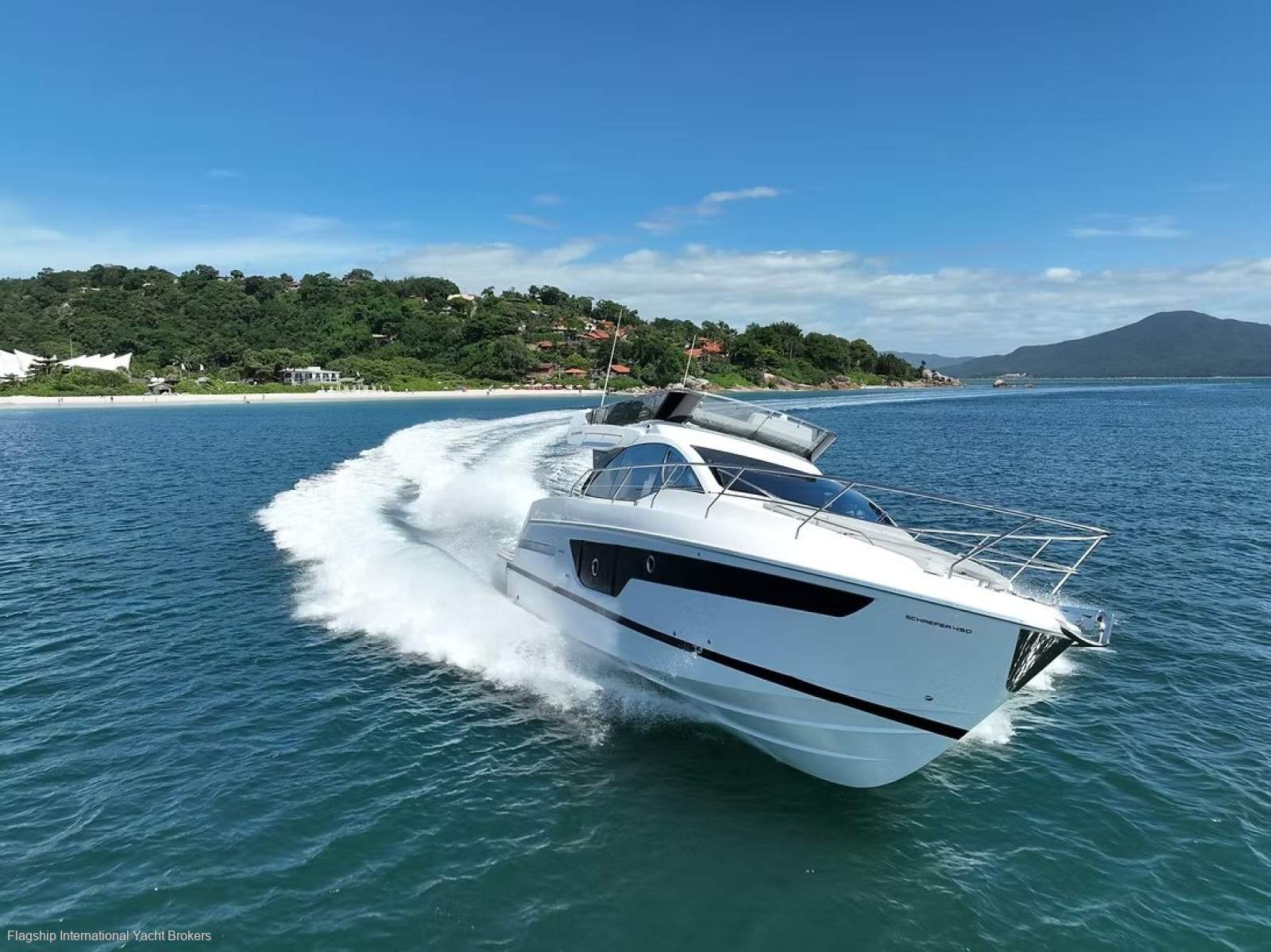 Schaefer 450 Flybridge Motor Yacht