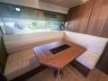 Sealine S330