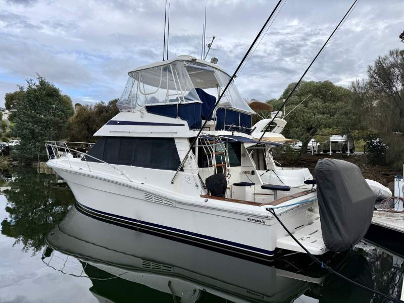 Riviera 38 Bluewater