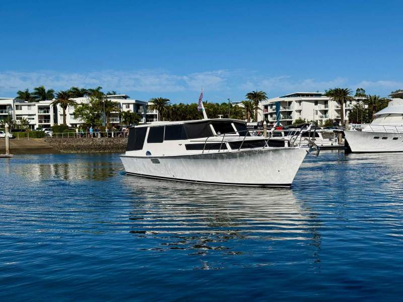 Halvorsen 45 Sedan Motor Cruiser