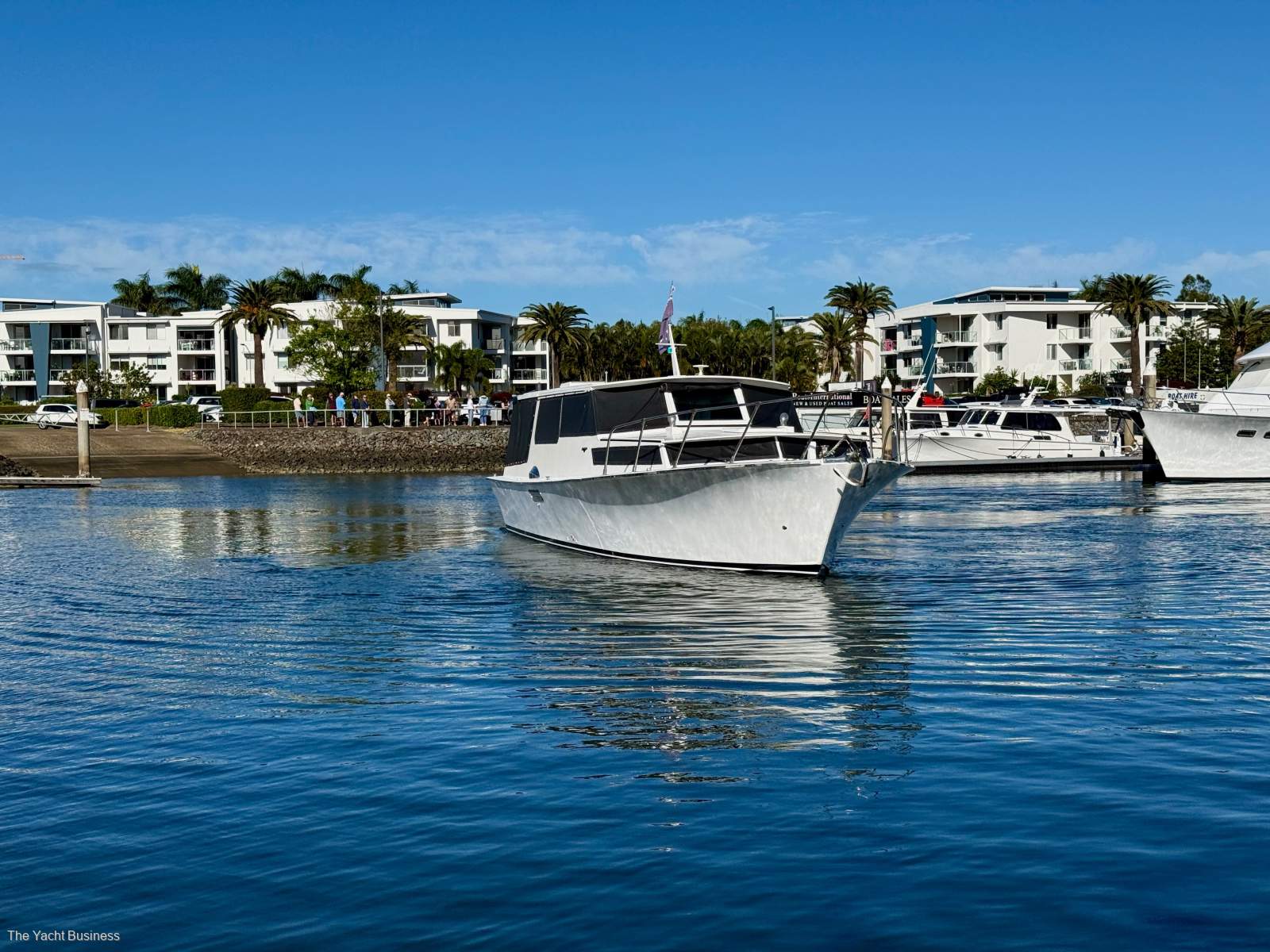Halvorsen 45 Sedan Motor Cruiser