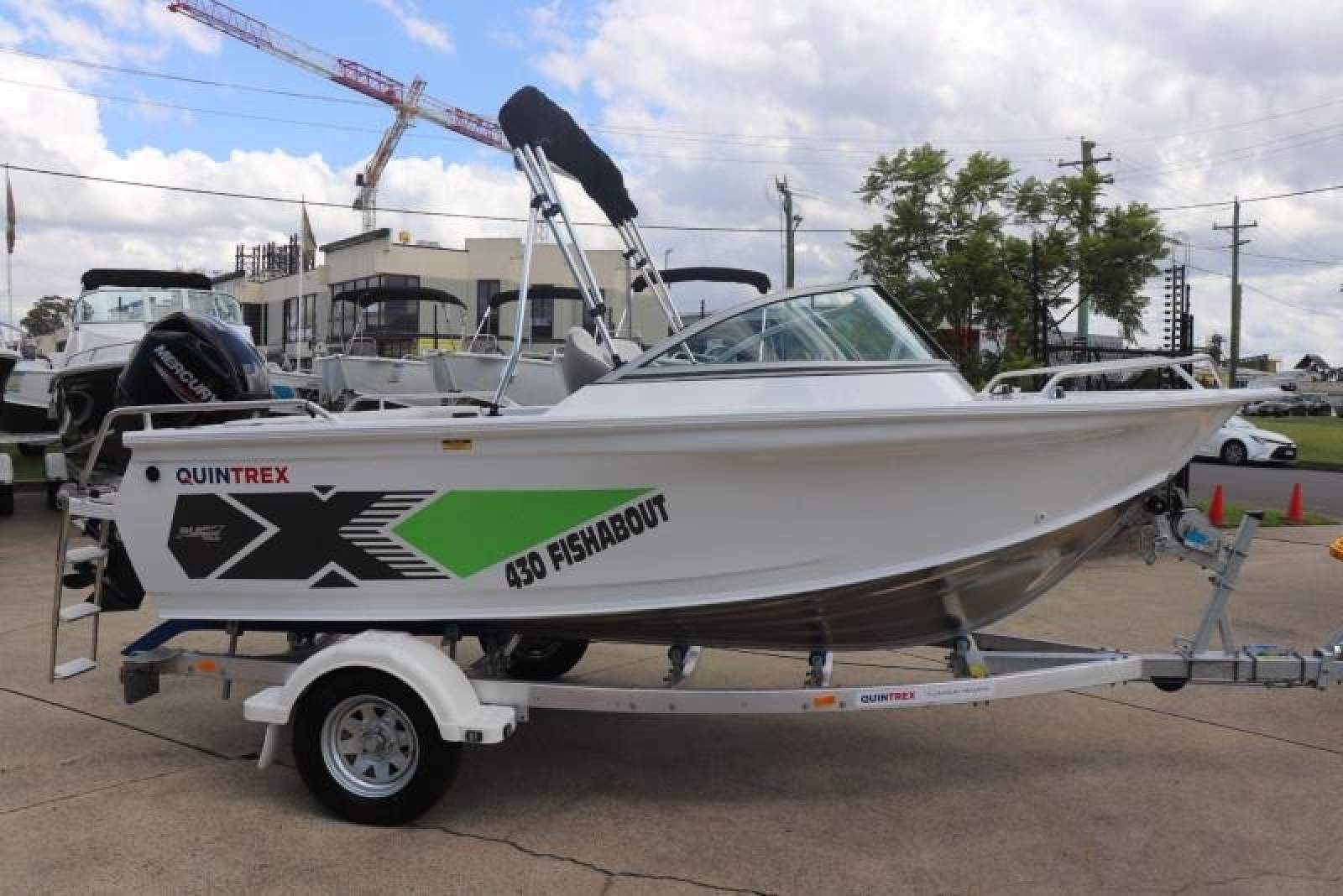 Quintrex 430 Fishabout With Comfort Package