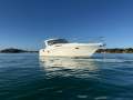 Riviera M400 Sports Cruiser
