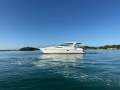 Riviera M400 Sports Cruiser