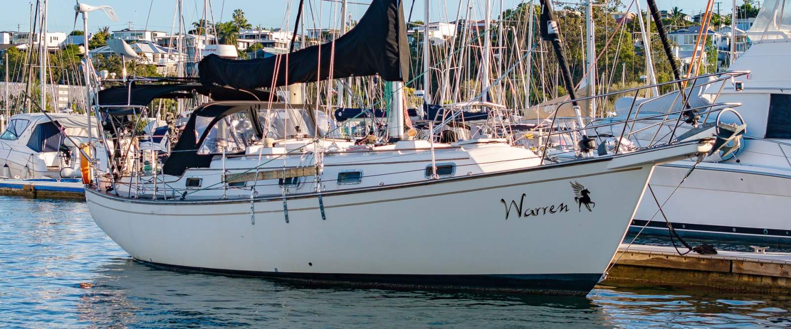 Island Packet 35