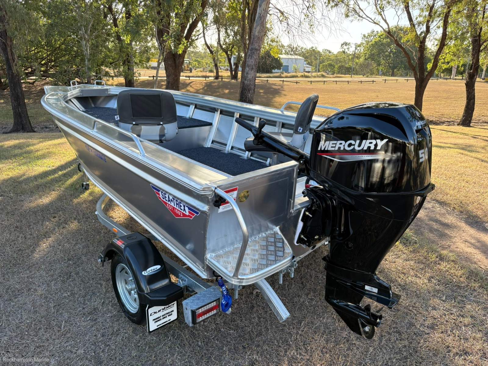 Sea-Trex 432 Fishmate BOAT PACKAGE FROM ROCKHAMPTON MARINE!!!