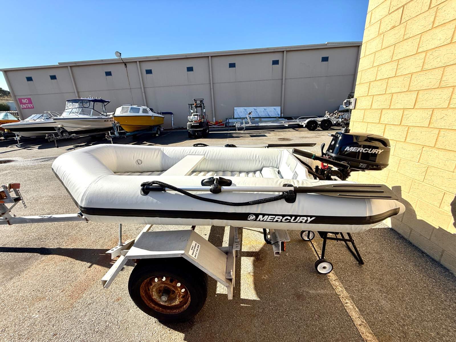 Mercury 270 Inflatable Dinghy ONLY USED ONCE