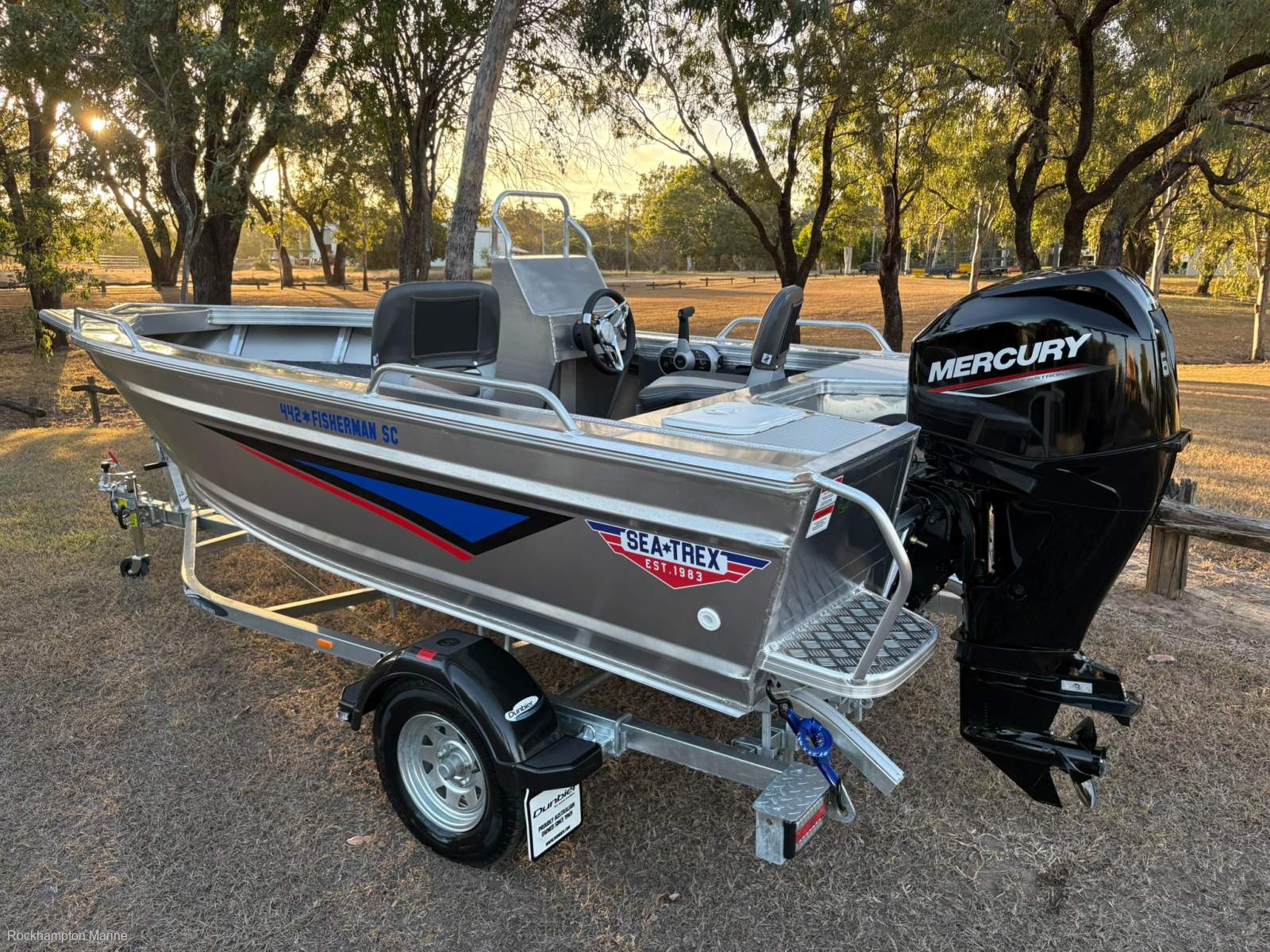 Sea-Trex 442 Fisherman Side Console BOAT PACKAGE FROM ROCKHAMPTON MARINE!!!