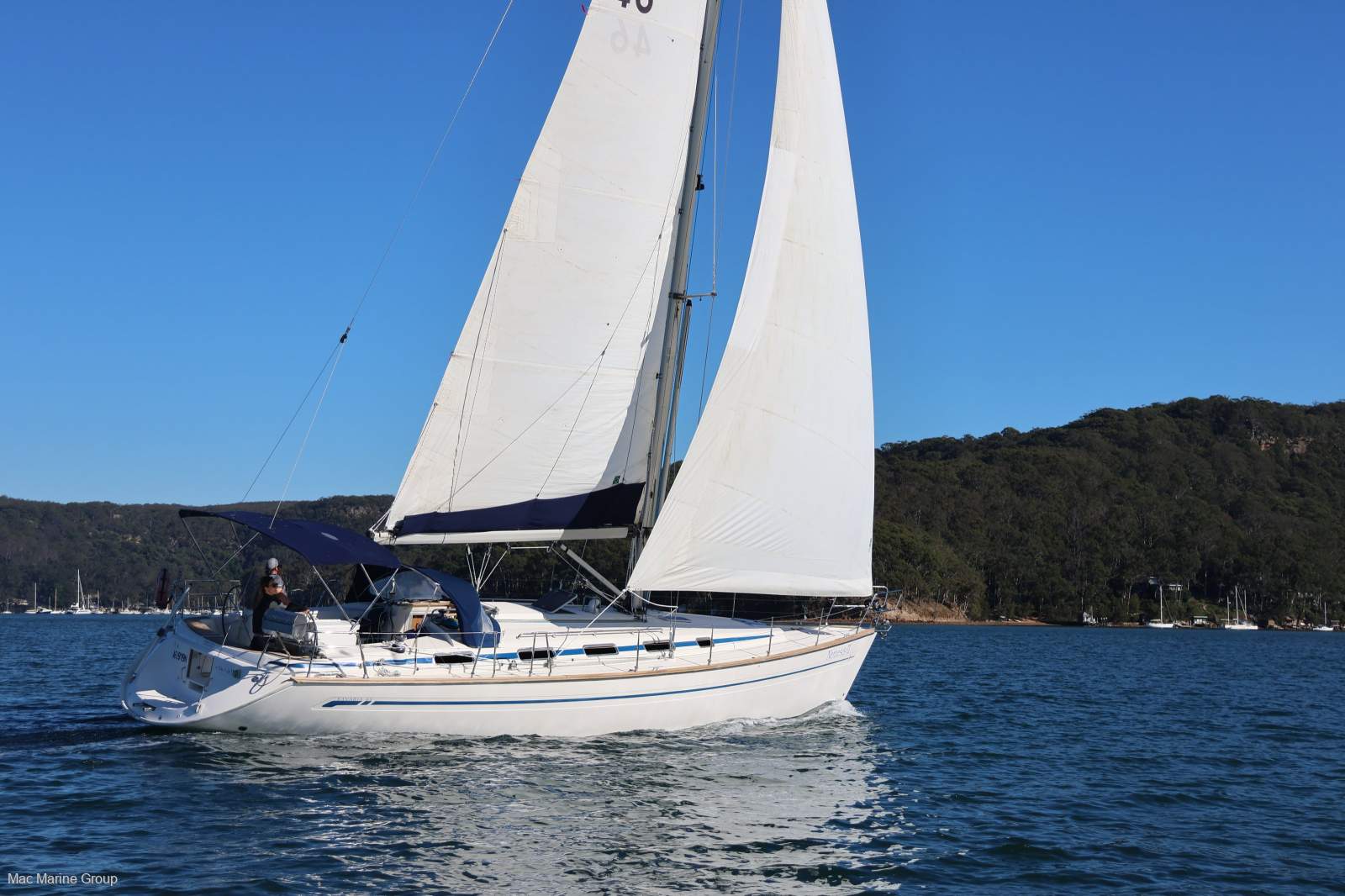 Bavaria 44