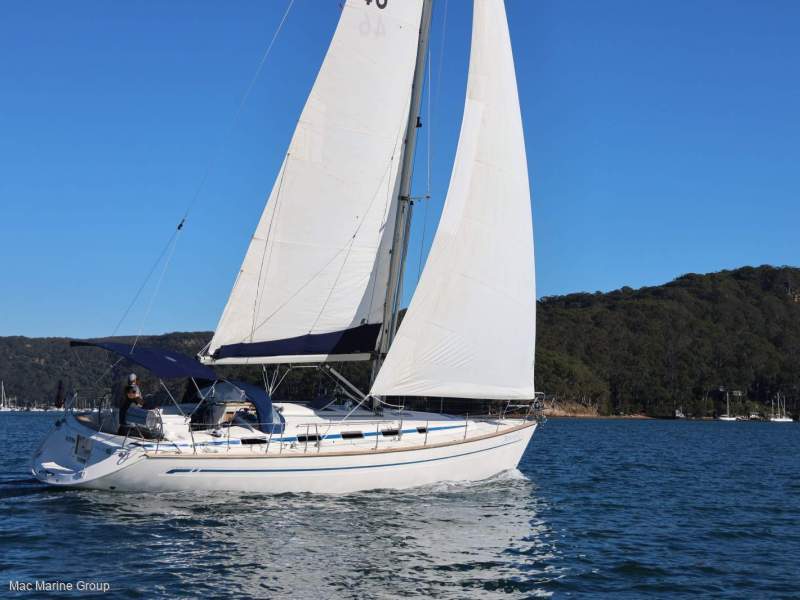 Bavaria 44