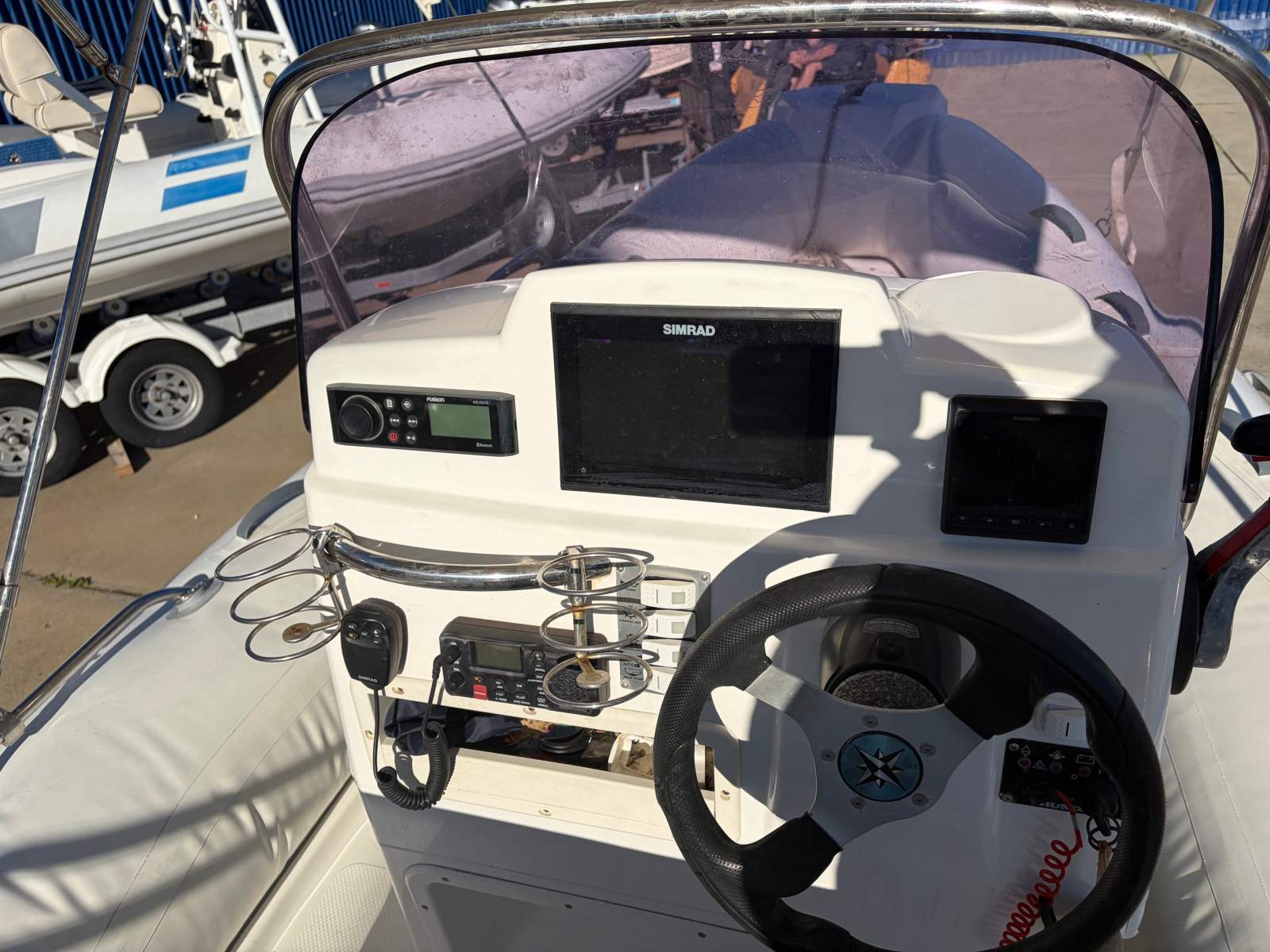 Brig Navigator 570
