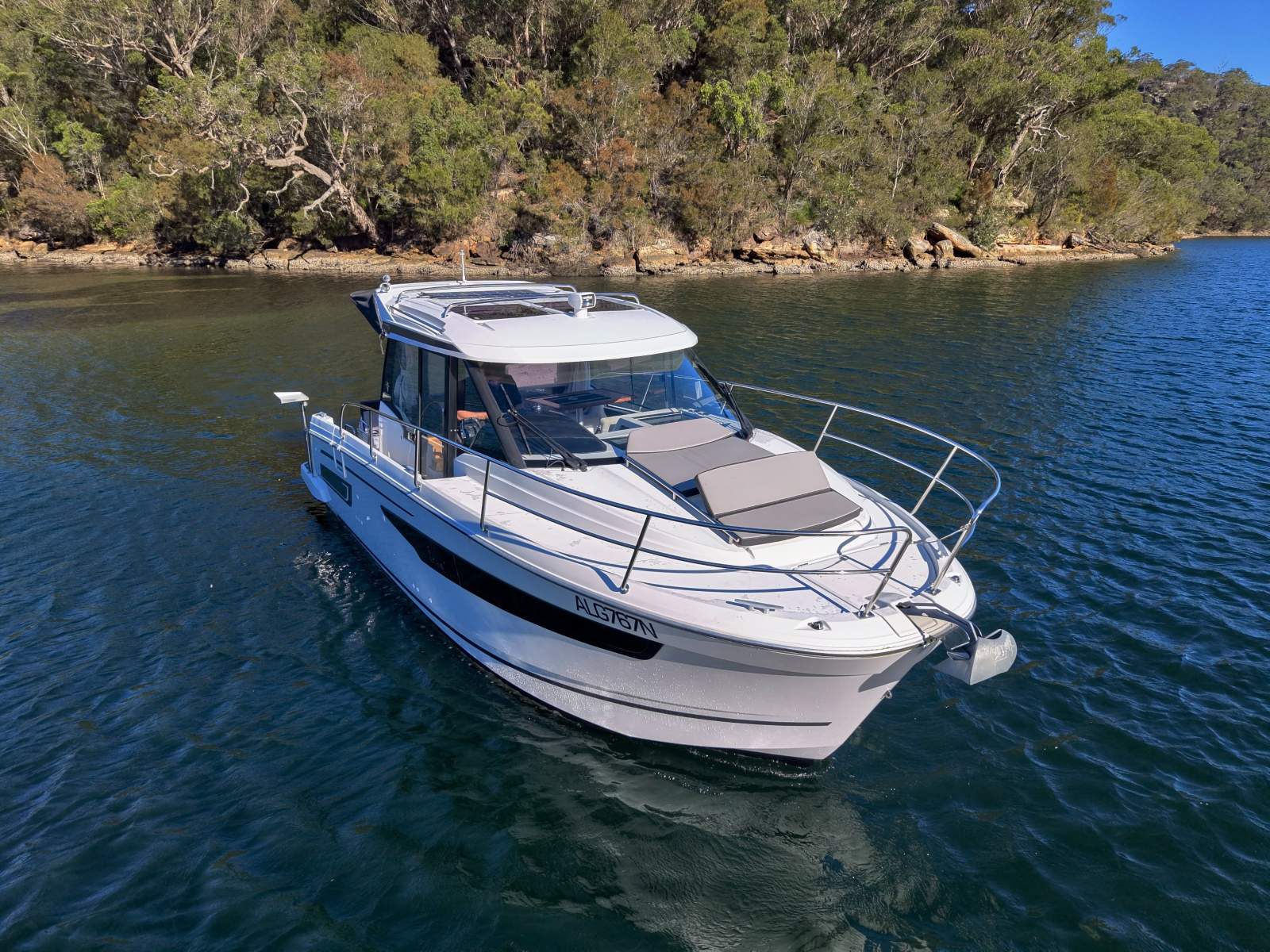Jeanneau Merry Fisher 895