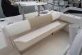 Robalo R242
