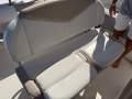 Robalo R242