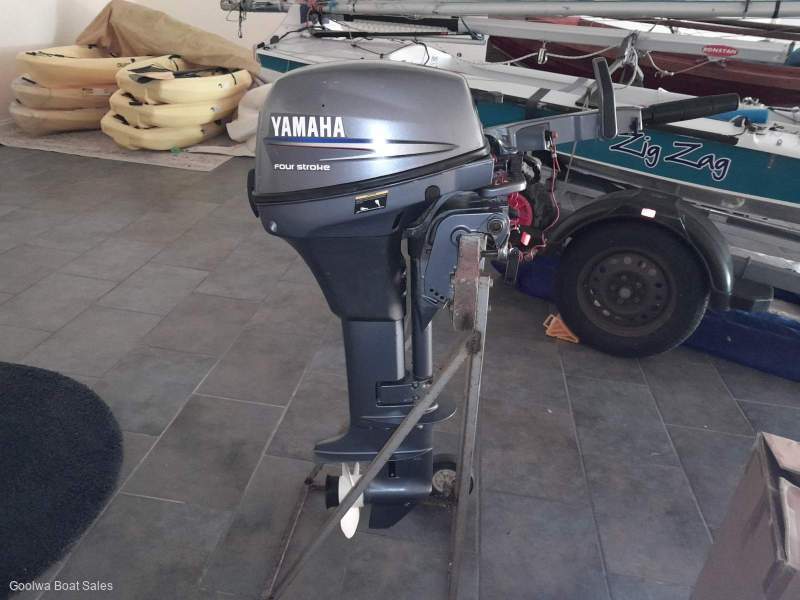 2012 8hp 4 stroke outboard