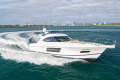 Riviera 5000 Sport Yacht